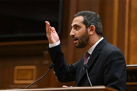 Ընդդիմադիր "Ուժեղ Հայաստան" խմբակցության պատգամավորների 6 օգնականների մուտքը խորհրդարանի տարածք արգելվել է. խոսնակի որոշումը