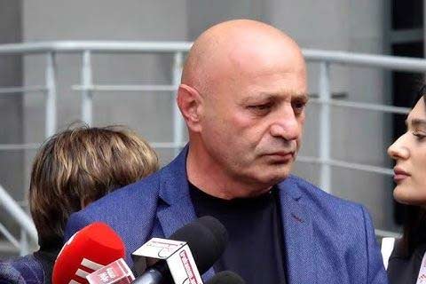 The Chairman of the "Resurgent Artsakh" movement is holding a sit-in outside the Armenian parliament, demanding a resolution to the problems of Artsakh refugees.