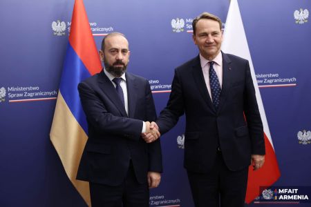 Երևանն ու Վարշավան քննարկել են  համագործակցության օրակարգի շուրջ
