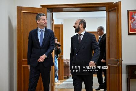 Հայաստանի և Նիդեռլանդների արտաքին գործերի նախարարների միջև բանակցություններ են ընթանում Երևանում։